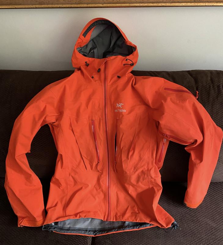 arcteryx alpha sv