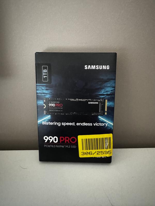 Samsung 990 PRO NVMe M.2 1TB SSD Card | Samsung UK