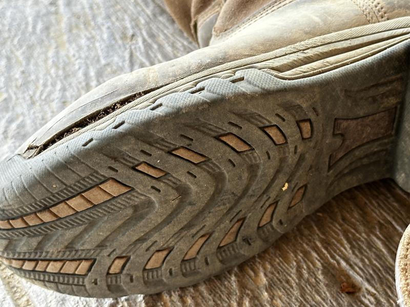 They rip out at the seam but lots of tread left on the sole