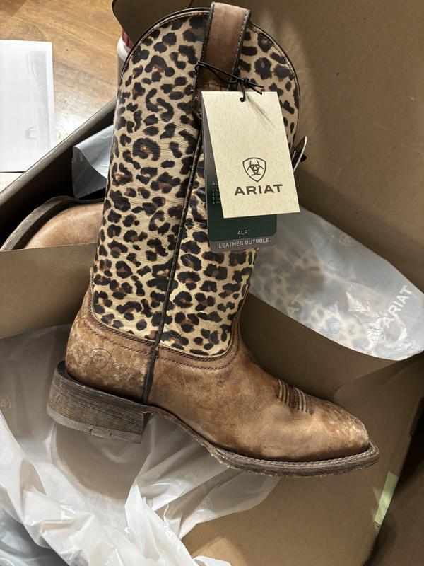 ARIAT Women's Circuit Savanna Western Boot, Naturally Distressed  Brown/Leopard Print, 5.5 : : Clothing, Shoes & Accessories