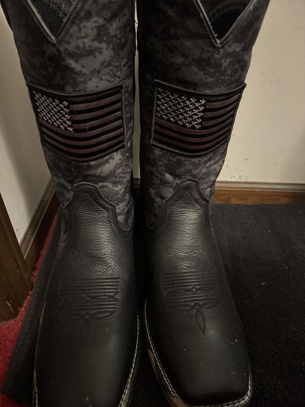 Customer photo for "Great looking black boots"