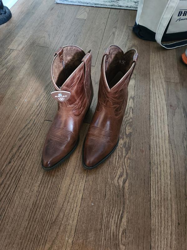 Customer photo for "Ariat Maggie aged Sienna"