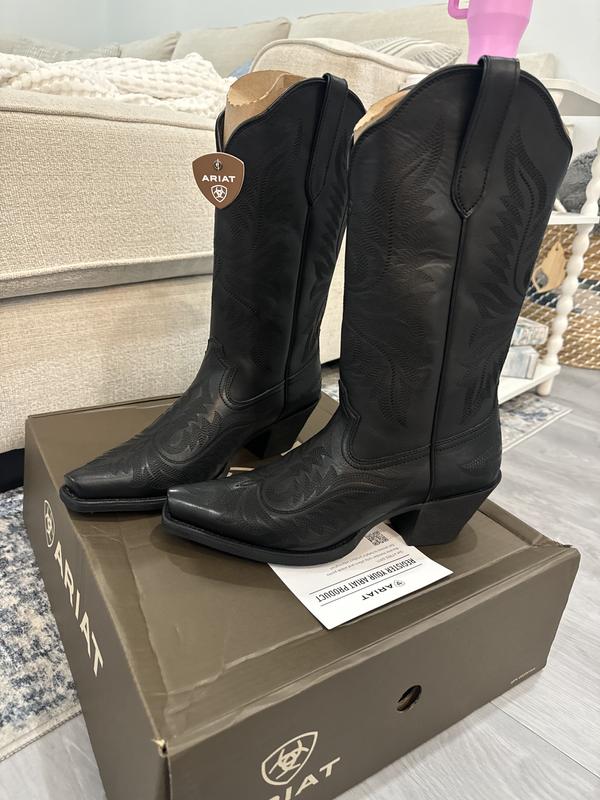 Customer photo for "PERFECT boots"