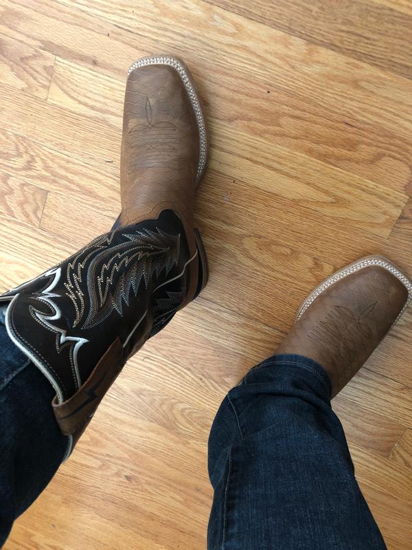 Ariat hotsell top hand