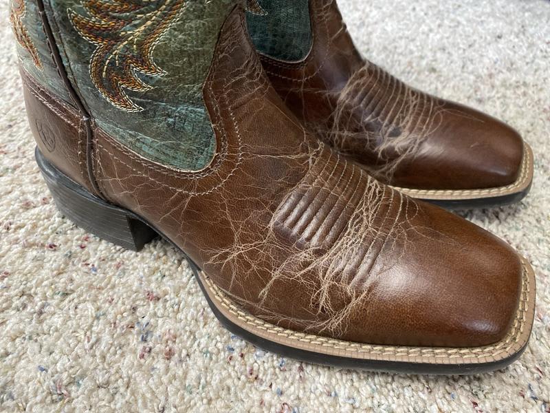 Already appears to be cracking even after conditioning.