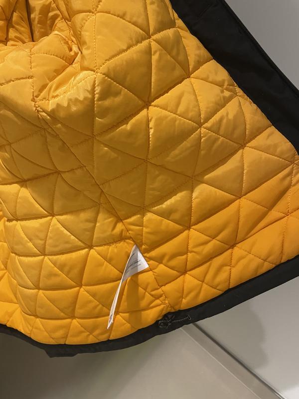 Water in seams, armpits, shoulders and around bottom.