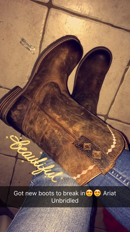 ariat unbridled roper boot