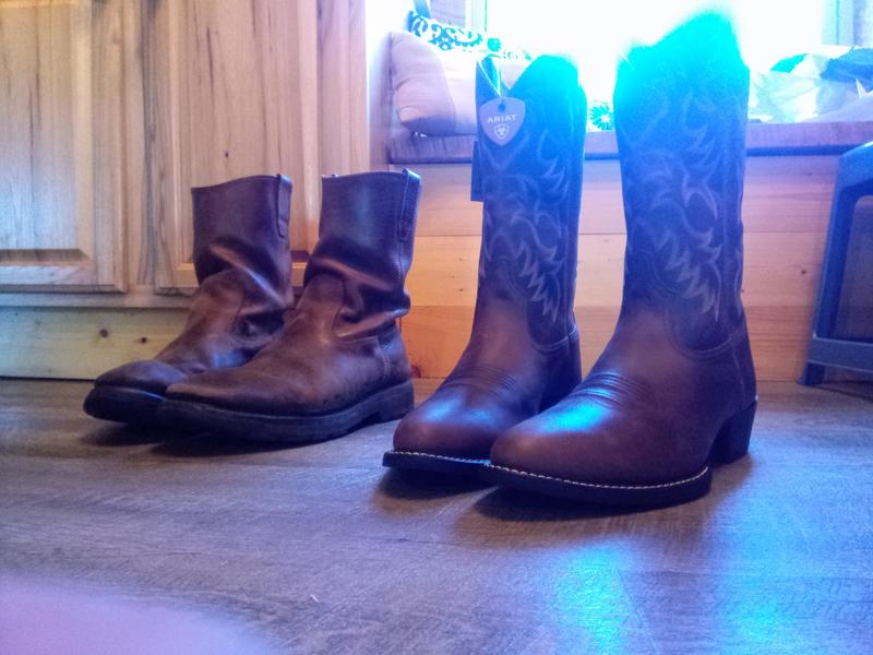 Heritage R Toe Western Boot | Ariat