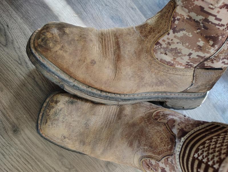 No holes in leather from constant abrasion. Very durable.