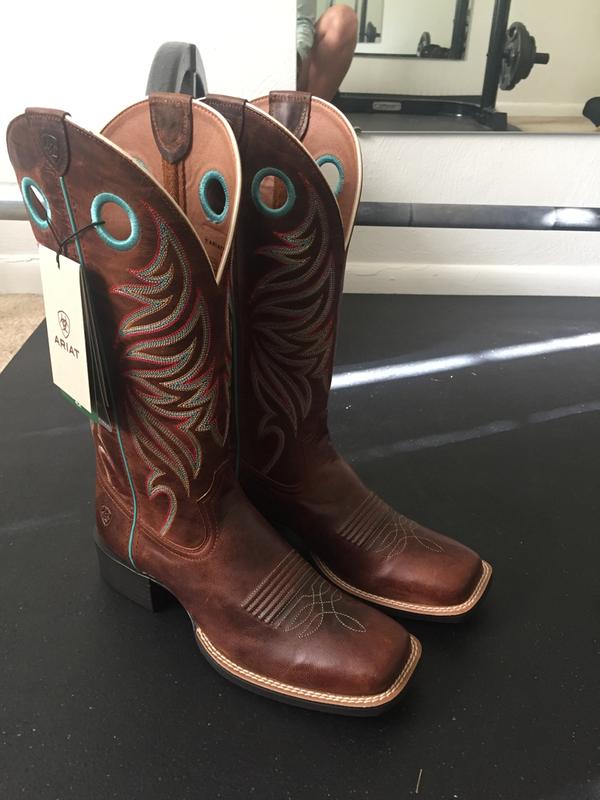 ariat women's round up square toe western boots