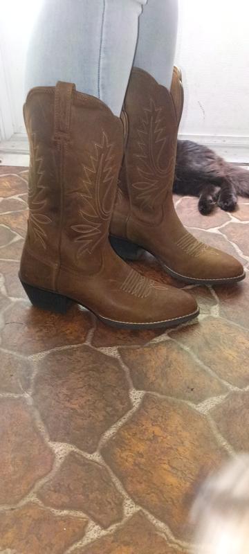Customer photo for "Excellent for big calves, high arches and comfort!"