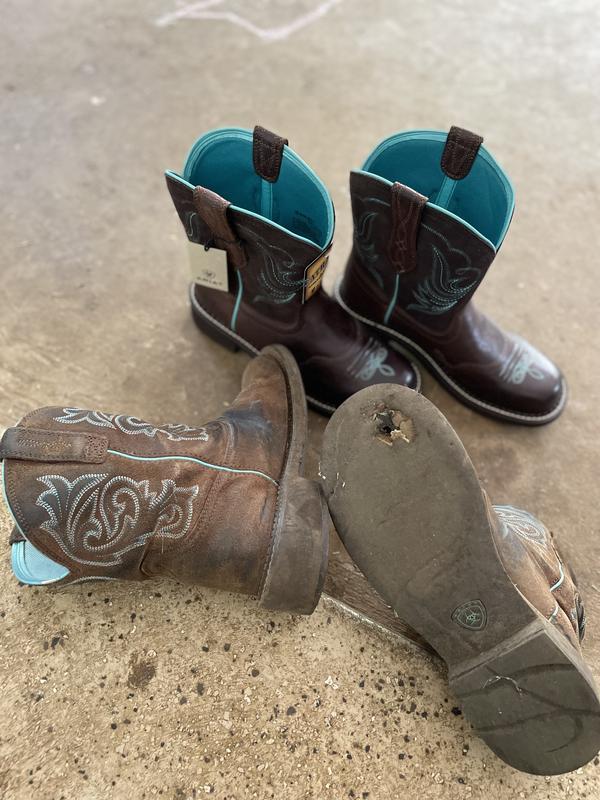 NEW WITH BOX ARIAT Womens Fatbaby Heritage Dapper Western Boot 9.5 Ariat Z48107 Womens Brown Leather Fatbaby Heritage Dapper  main image 2