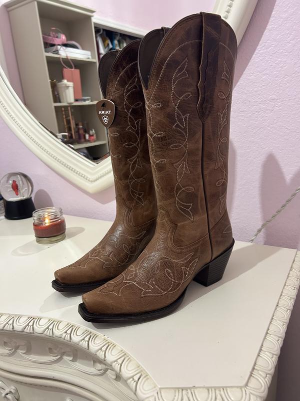Customer photo for "My favorite shoes now!"