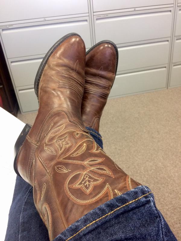 ariat men's heritage r toe western cowboy boot