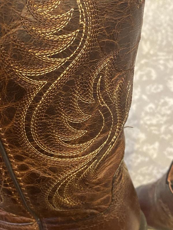 Customer photo for "Poor stitching"