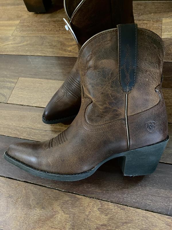 Customer photo for "Super Rustic with a Chic Toe!"