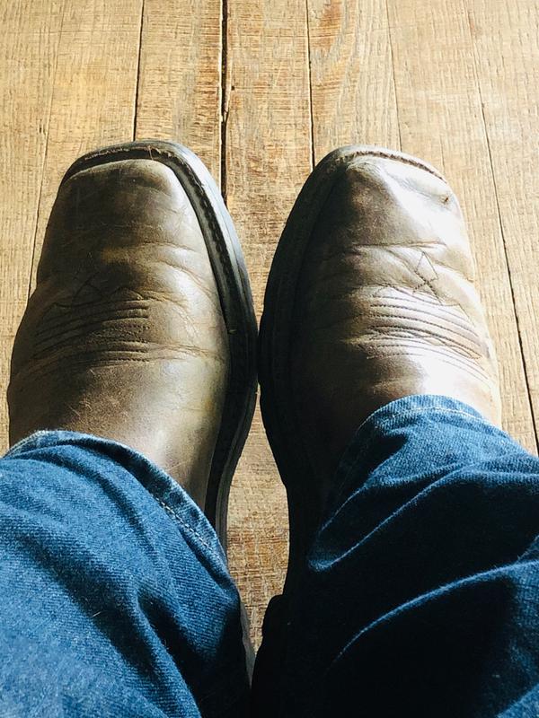 ariat groundbreaker pull on