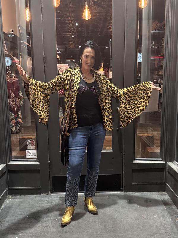 Review Thumbnail Image 1 421667660