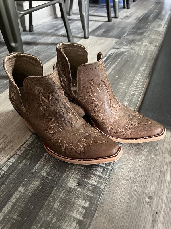 Customer photo for "Love these boots!!!"