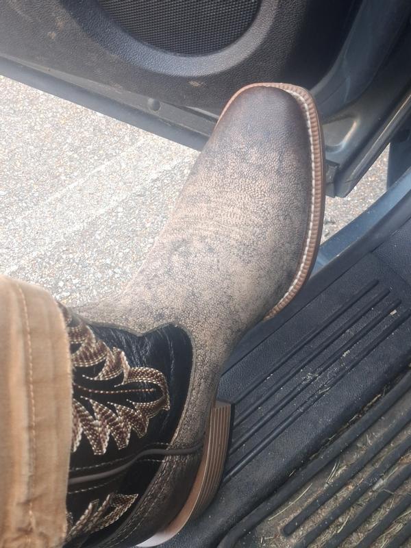 Customer photo for "Renegade narrow cutter toe cowboy boot"
