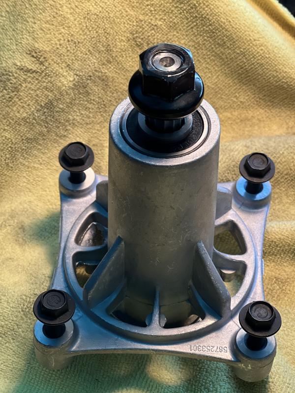 Lawn Tractor Mandrel Assembly 21549012 - Ariens