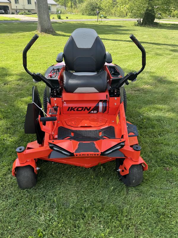 Floor Pan Mat for IKON - Ariens