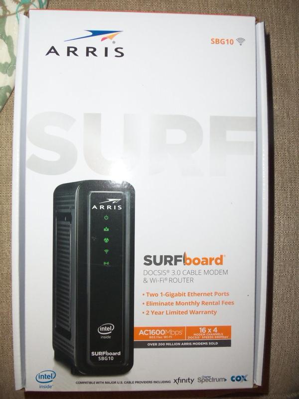 SBG10 SURFboard® DOCSIS® 3.0 Cable Modem & Wi-Fi® Router