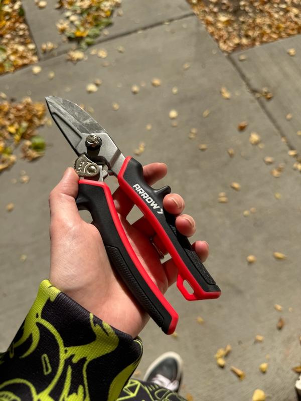 Arrow Fastener Arrow 8in Steel Drop Forged Shears in the Hand Pruners ...