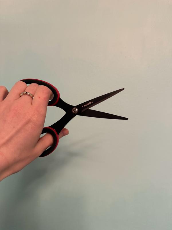 Arrow Fastener 2.5-in Stainless steel Ergonomic TPE Scissors in the ...