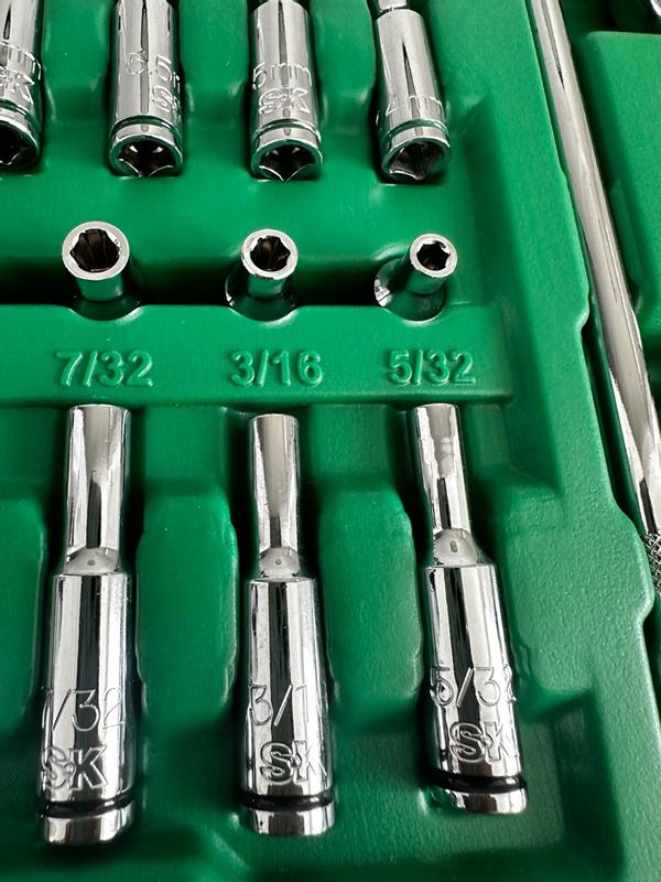 TＨＥＳK A TＥ Ro o M JE ANー M IＣＨＥＬB Michelob Ultra - Michelob Ultra, Organic Seltzer, Classic