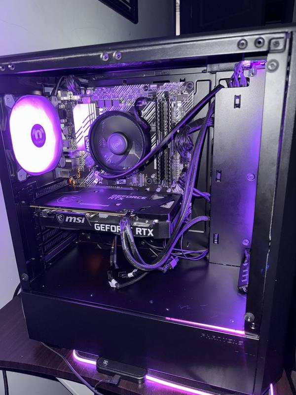 Customer carousel item 1.