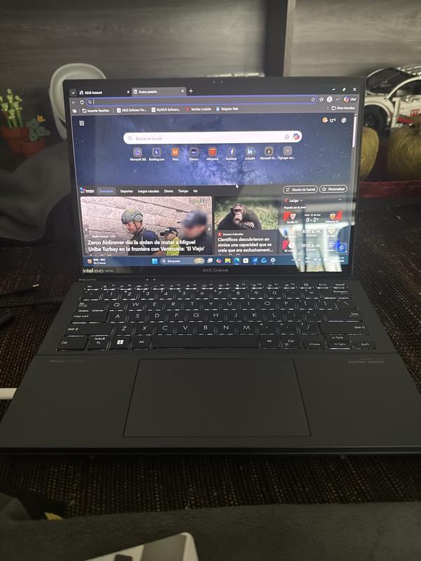 Customer carousel item 1.