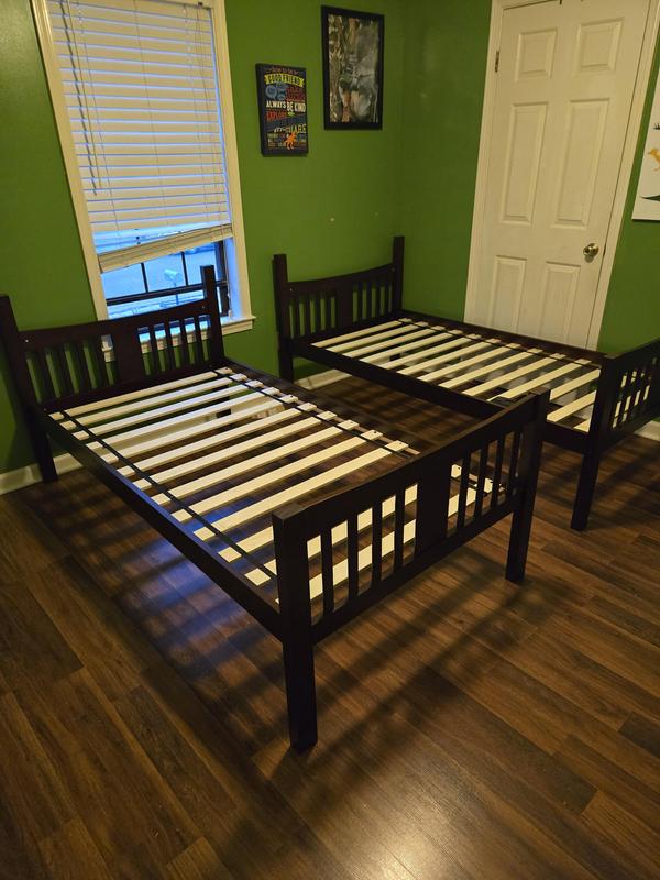 Single bed assembly.