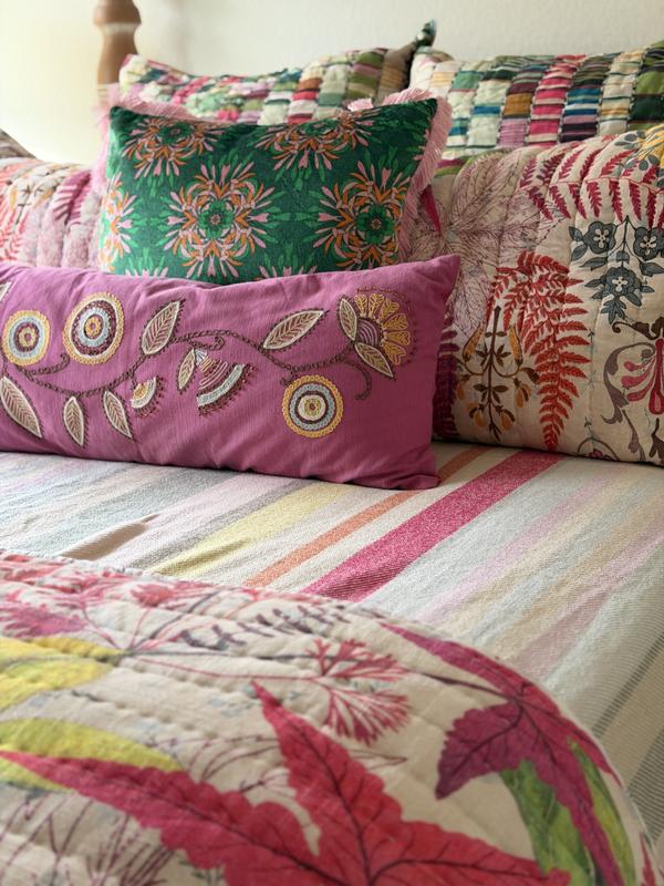 Review Thumbnail Image 0 378831147