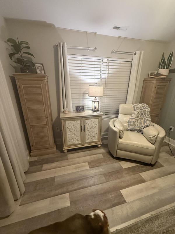 Perfect addition to our bedroom!