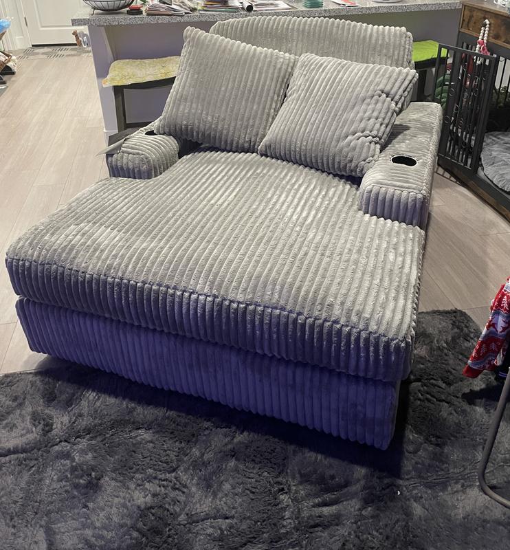 Ashley Lindyn Chaise Lounge in Fog | Homemakers Furniture