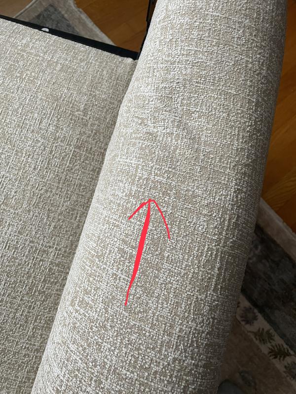 Ugly arms from bad packaging.