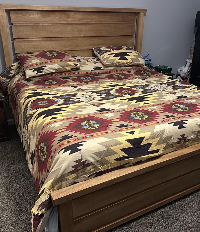 Very comfortable King-Size bed!