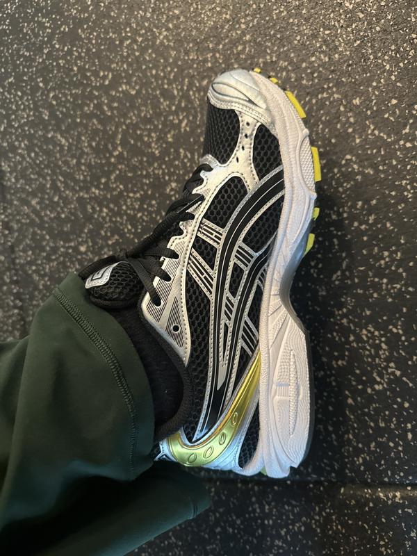 GEL-KAYANO 14
