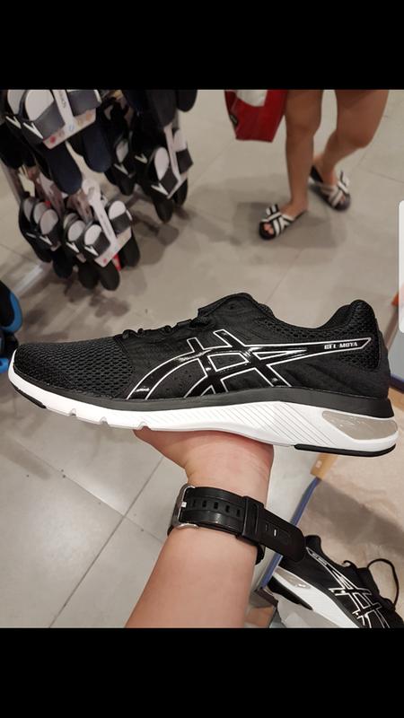 asics women's gel moya shoes review