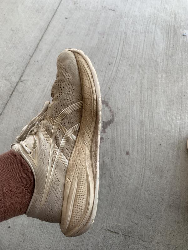 GEL-CUMULUS 28 | Women | Dahlia/Illuminate Yellow | Running Shoes