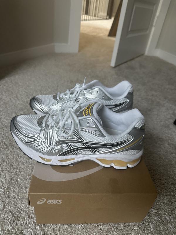 ASICS Women's GEL-Kayano 14 Sneaker | Urban Outfitters
