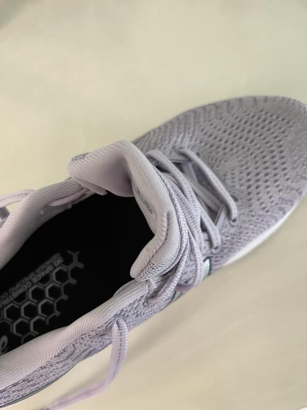 Others had much thinner tongues. Uncomfortable on top of foot.