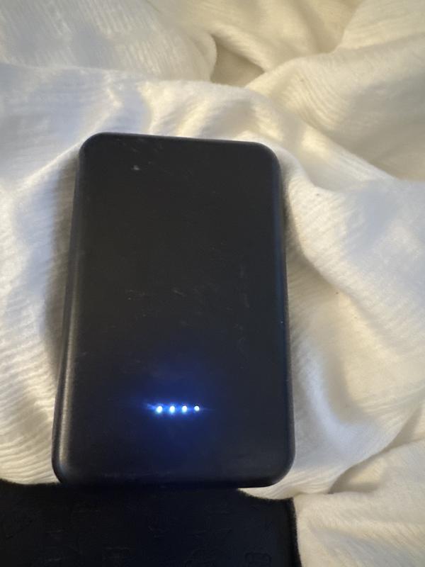 Fully charged and doesn’t charge my phone