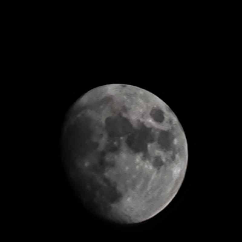 Zoom on the moon