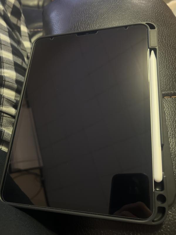 Torras case with Apple pencil.