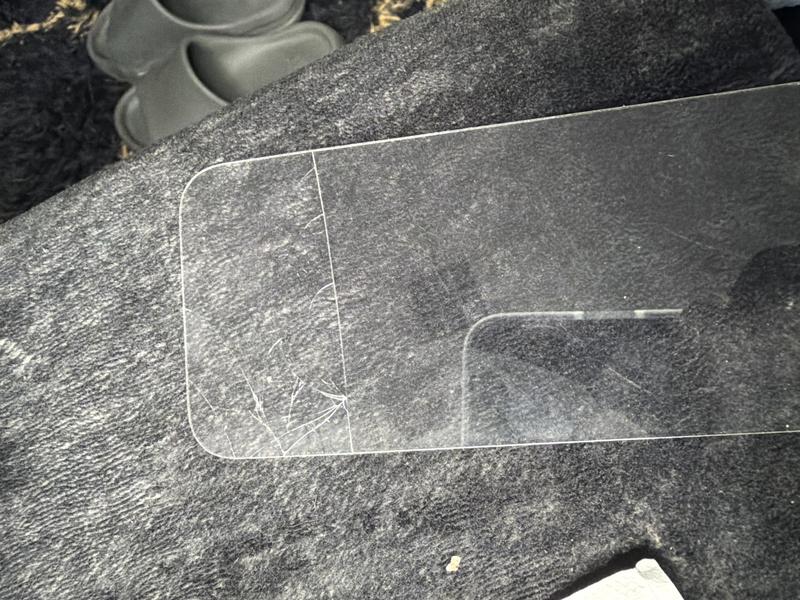 Noticed it was cracked on the second day