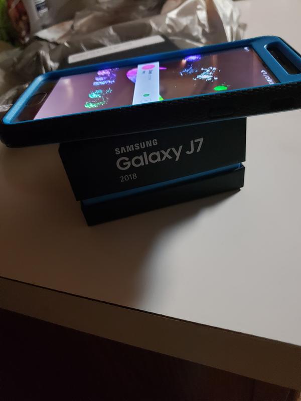 New Galaxy J7 with case