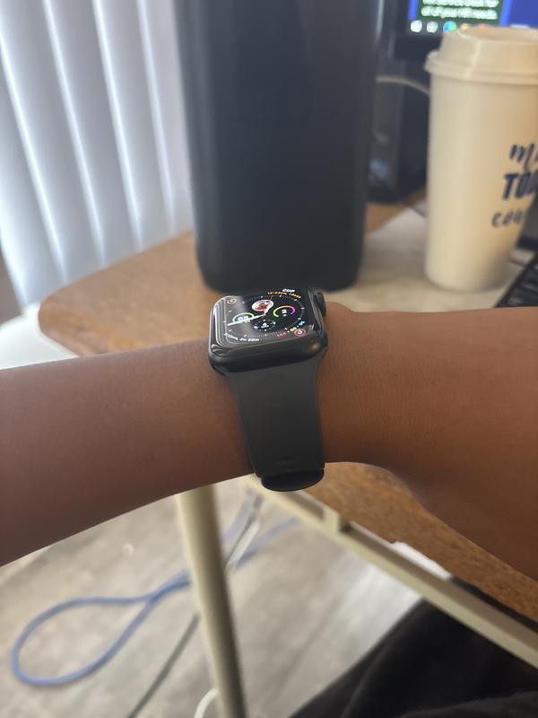 Since I work from home and I can’t use my phone im aloud to use my watch and it halos me with work emails or notifications and also when I’m getting my steps in very good with texting back with voice