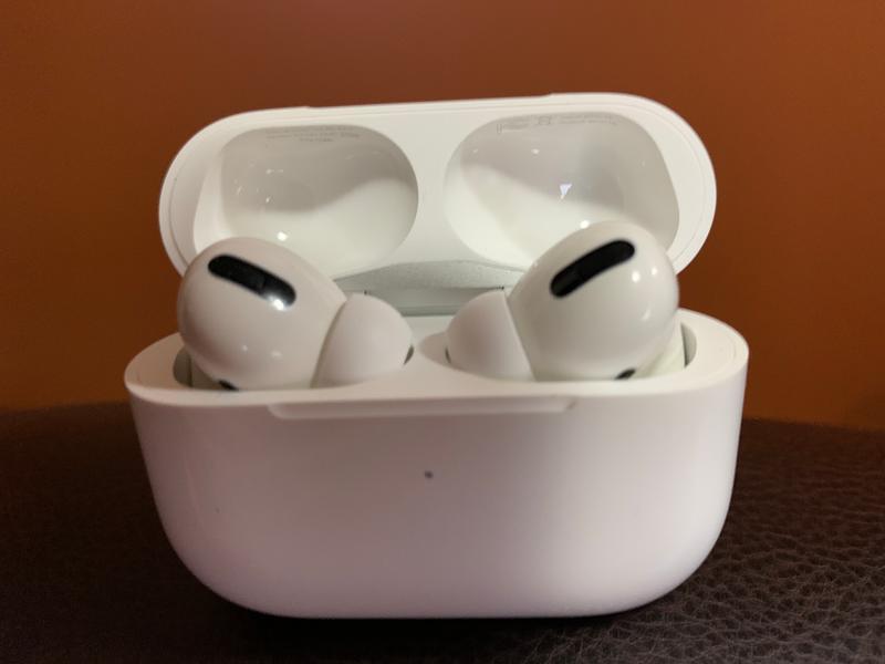 Case open AirPods Pro in case.